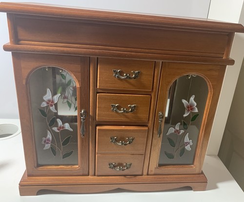 Large vintage jewellery box - jewellery,