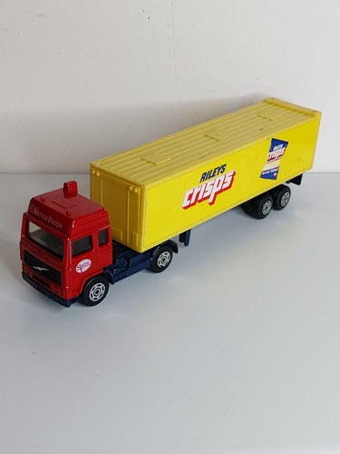 Corgi volvo truck - truck, trailer