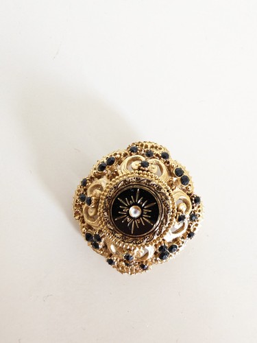 Vintage sphinx brooch - vintage,