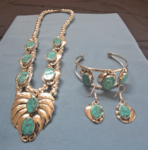 Small turquoise silver squash - turquoise,