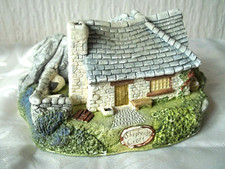 VINTAGE MEMORY LANE COTTAGES