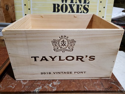 Wooden box crate 6 bottle - ,