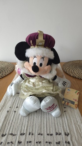 Disney store london minnie - london,