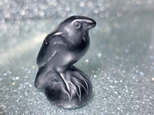 Small black obsidian crow - x1,