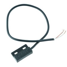 Rectangular Flange Mount Reed Switch SPST-NO 500mA 240V - S1366 Comus