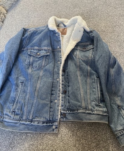 Levi premium sherpa denim - levi’s,