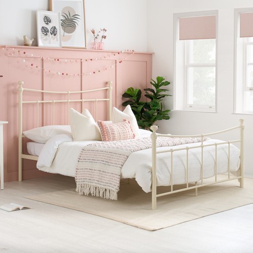 Traditional metal bed emily - traditional,