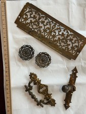 Vintage Metal Knob Pull Antique Style Cupboard Drawer Knob Door Handle Plate