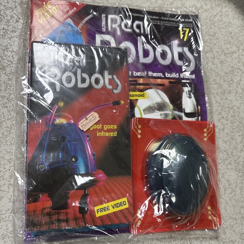 Ultimate real robots magazine - ultimate,