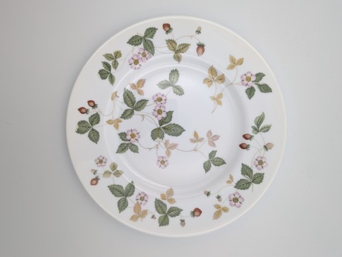 Wedgwood wild strawberry - wild,
