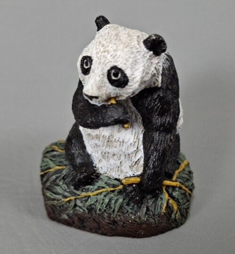 Giant panda herman l - by,