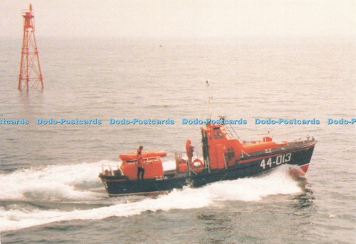D228500 the waveney class life - d228500,