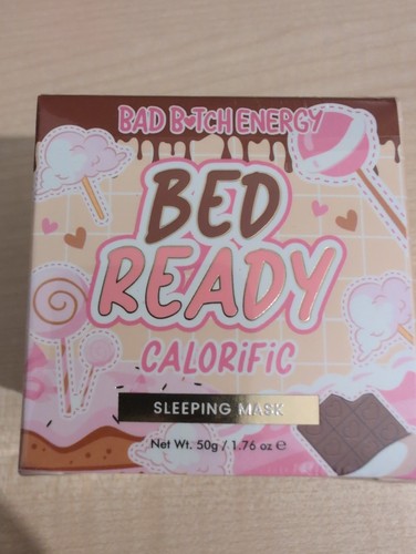 Louise bed ready - bed, mask