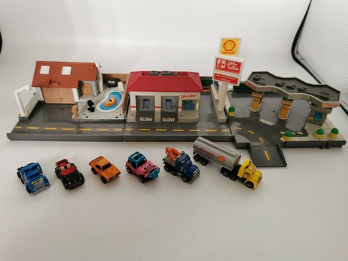 Micro machines street corners - machines,
