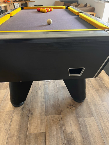 Supreme 6ft 3ft coin - supreme, x