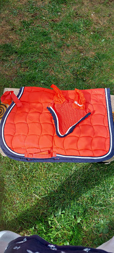 Whitaker red quilted - quilted, saddle