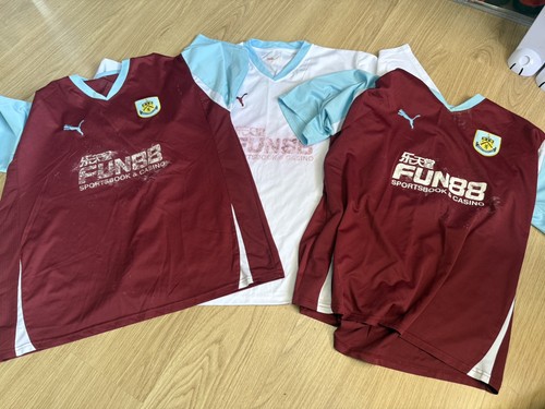 Burnley football shirt - burnley,