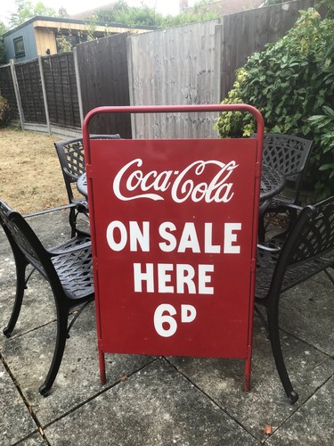Large vintage hand - large,