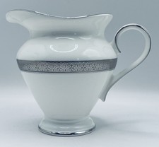 Waterford Newgrange Platinum