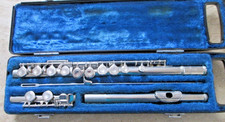 Yamaha YFL 211N Flute - In Hard Case