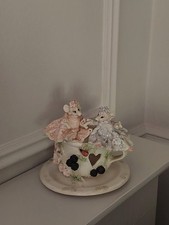 Mice arts and - crafts, pottery