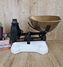 Antique Shop Scales W & T