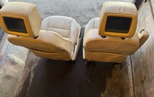 Discovery 3 Cream Seats With TVs In Headrest All 3 Rows And Wiring And Modules