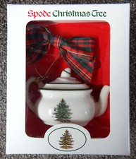 Spode Christmas Tree Teapot Ornament Green Red Plaid Ribbon NIB Retired