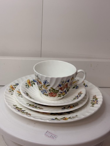 Aynsley cottage garden fluted - cottage,