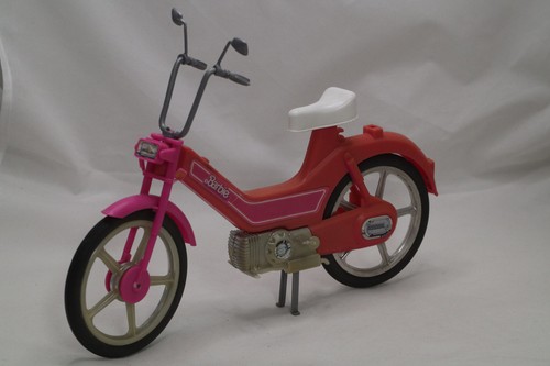 Vintage barbie scooter - barbie,