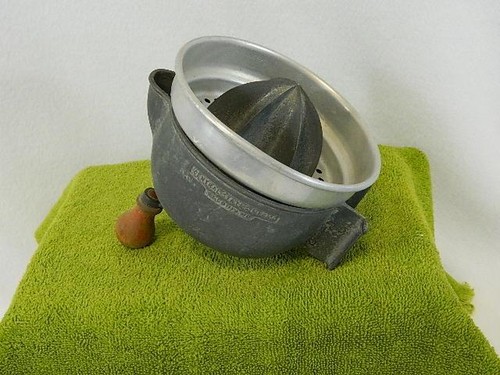 Antique speedo super juicer - super,