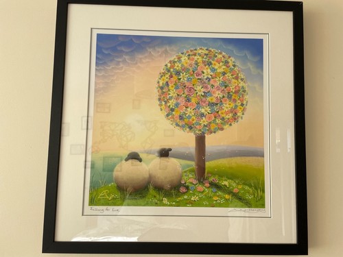 Lucy pittaway falling for ewe - lucy,