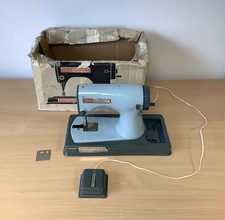 Jones Meccano Lockstitch Sewing Machine Boxed Untested
