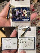 Authentic shanghai Disney Pin Mickey Princess Signature Autograph Badge