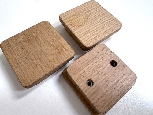 Set square wooden oak knobs - square,