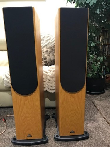Oak hifi speakers - , floor