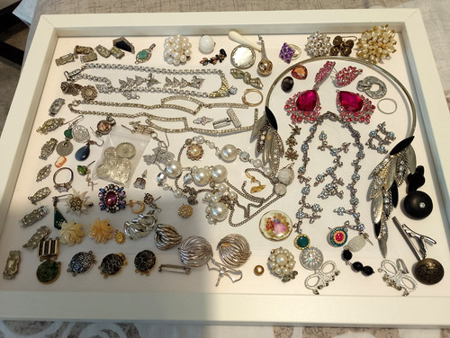 Bundle costume jewellery items - bundle,