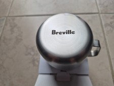 Display Breville 16oz Milk