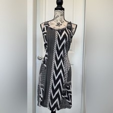 Sandwich Black and White