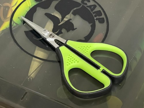 Carp fishing scissors braid - fishing, scissors.