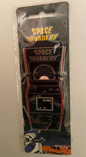 Retro official space - retro, invaders
