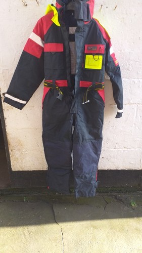 Mullion sea sailing - sea, suit