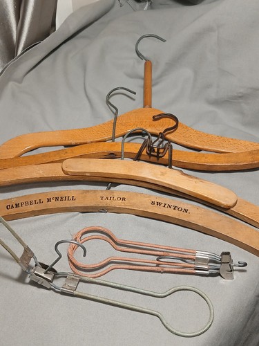 Vintage hangers wood - vintage,