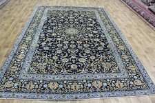 Fine Persian Kashan carpet