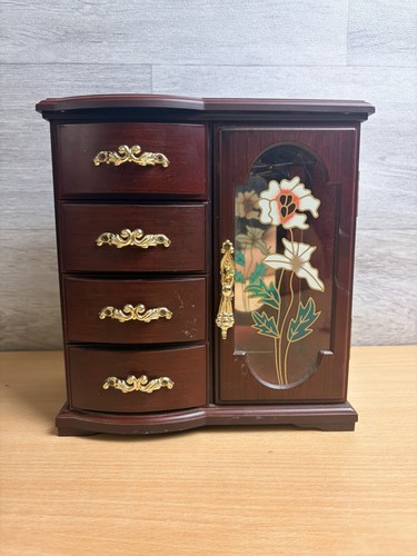 Musical jewellery box - jewellery, wardrobe