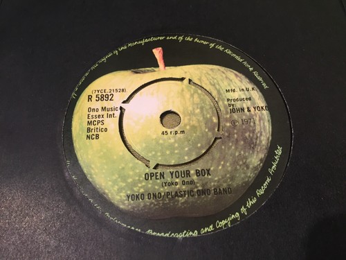 Yoko ono plastic - ono, open