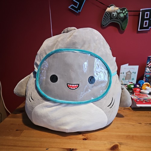 Squishmallows gordon the - squishmallows, shark