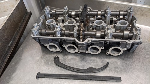 Suzuki gsxr750 cylinder head - gsxr750,