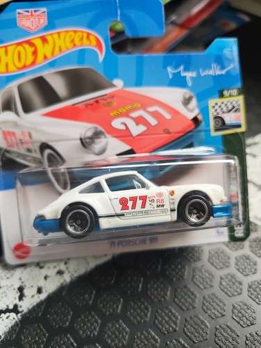 Hot wheels 71 - (small, crease)