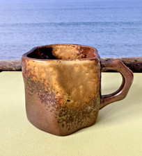 GIFTS BUZZ RUSTIC ROCKY wonky